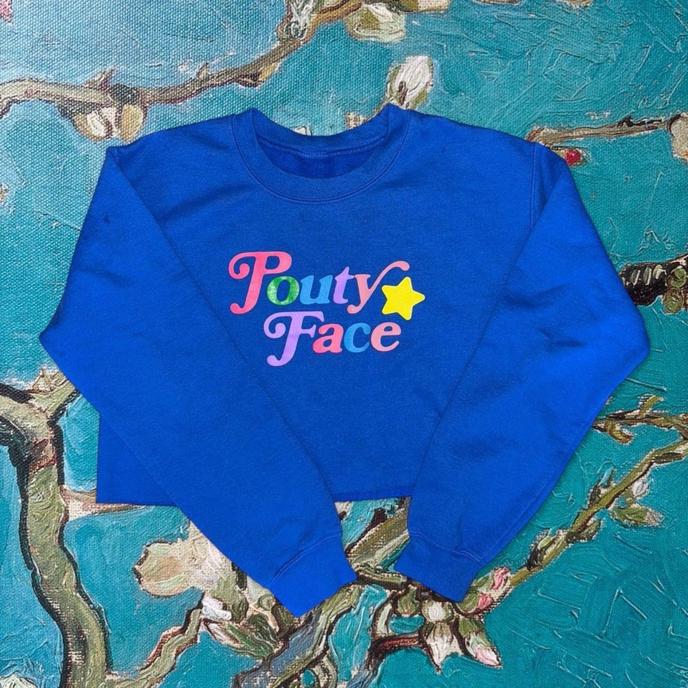 Addison Rae ‘Pouty Face’ cropped sweatshirt, size Small